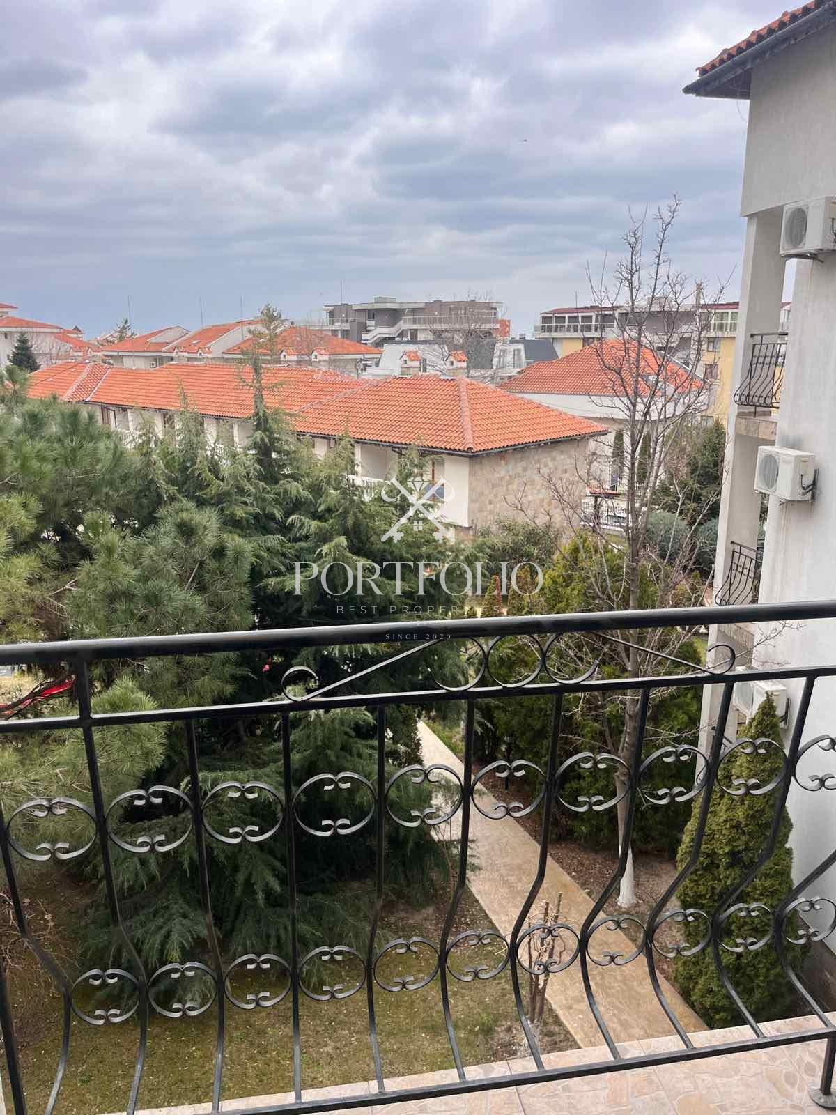 Продава  2-стаен област Бургас , гр. Свети Влас , 65 кв.м | 22146762