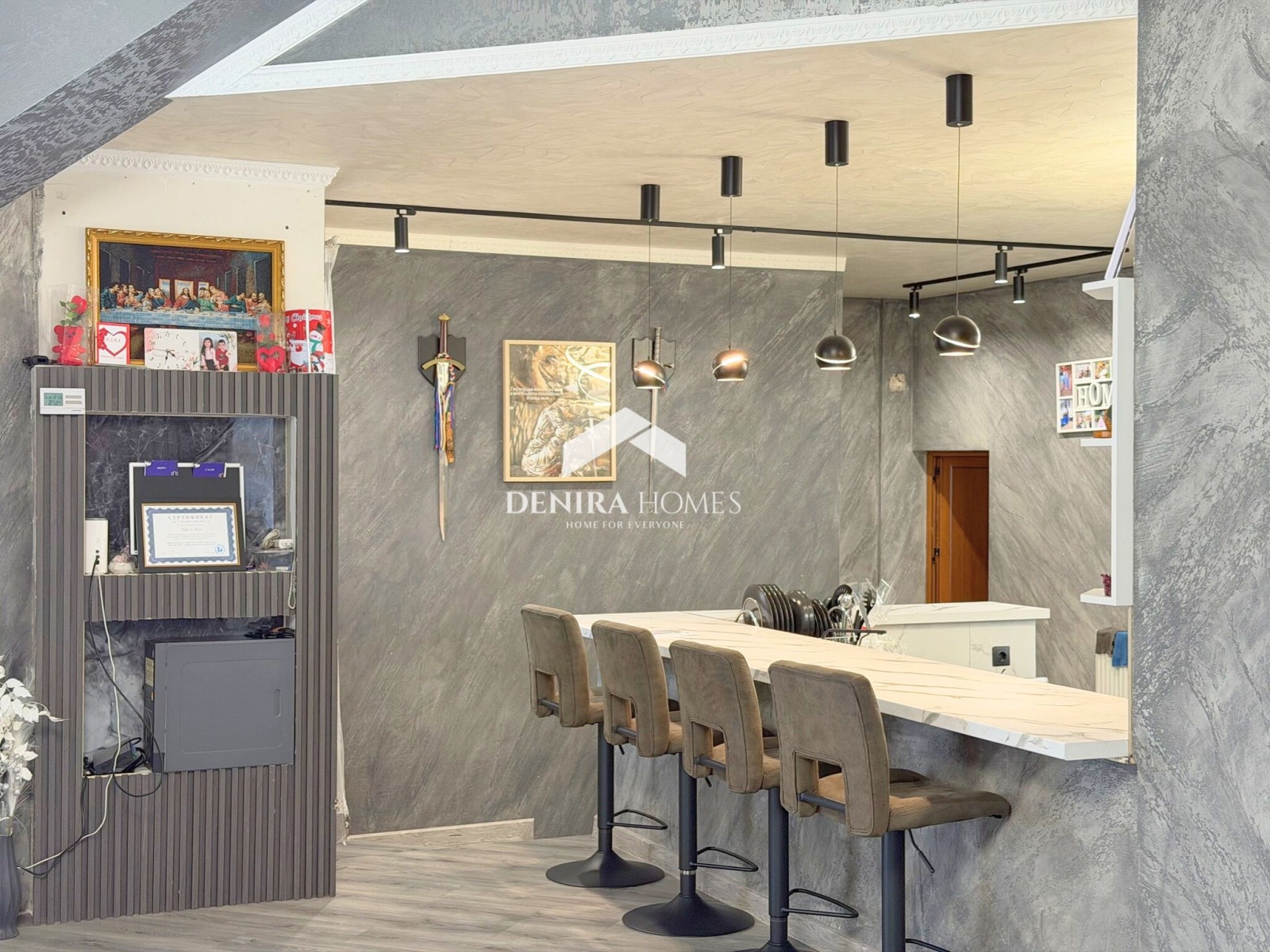 Продава КЪЩА, гр. София, Факултета, снимка 2 - Къщи - 54052885