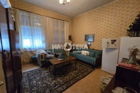 Продажба на имоти в Център, град Пловдив — страница 10 - изображение 4 