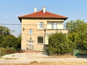 Продава  Етаж от къща, гр. Горна Оряховица