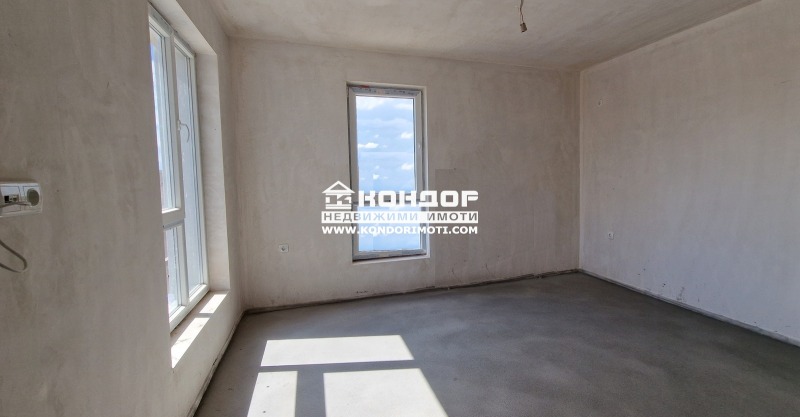 En venta  1 dormitorio Plovdiv , Ostromila , 81 metros cuadrados | 43118772