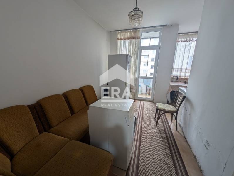 Продава 2-СТАЕН, гр. Шумен, Болницата, снимка 2 - Апартаменти - 53281186