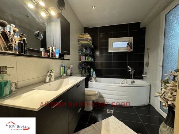 Продава КЪЩА, Извън страната, област Извън страната, снимка 16 - Къщи - 52626678