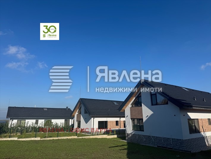 Продава КЪЩА, гр. Варна, с. Звездица, снимка 4 - Къщи - 54744311
