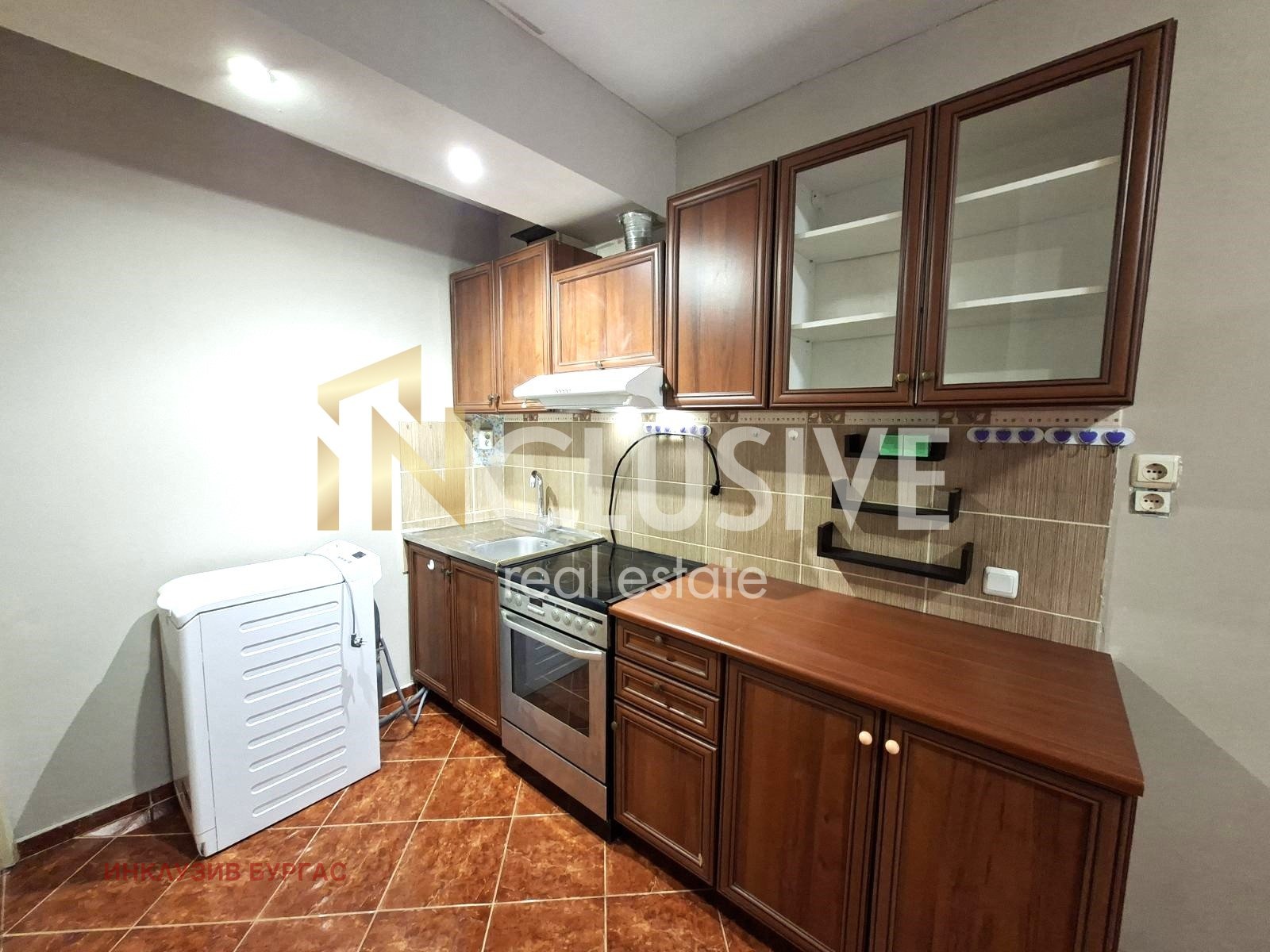 Продава 1-СТАЕН, гр. Поморие, област Бургас, снимка 3 - Апартаменти - 54666120
