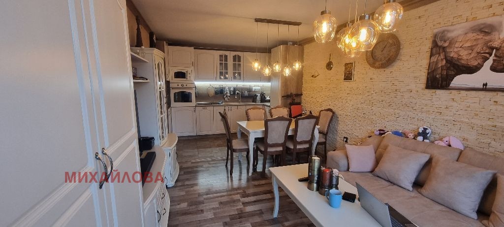 Продава 3-СТАЕН, гр. Стара Загора, Била