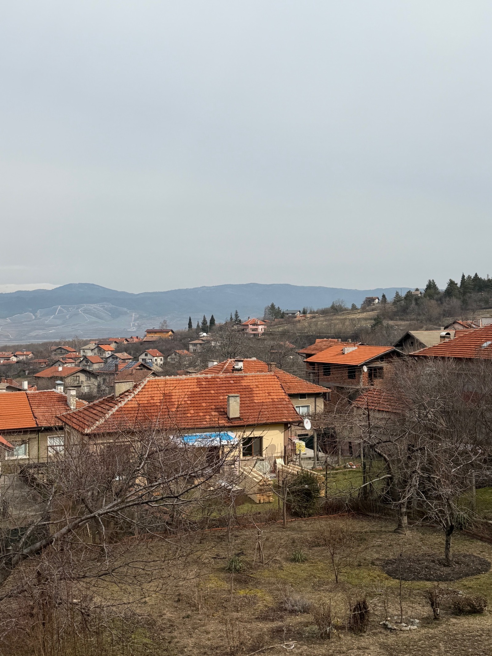 Продава КЪЩА, с. Овчарци, област Кюстендил, снимка 2 - Къщи - 54057014