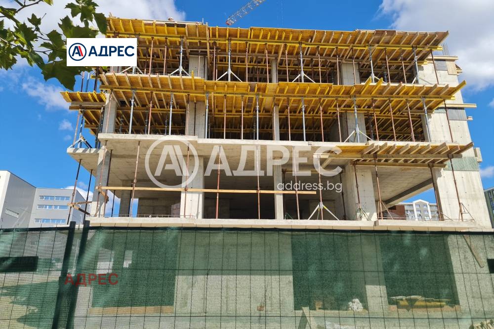 Продава МАГАЗИН, гр. Варна, Владислав Варненчик 1, снимка 2 - Магазини - 55171606
