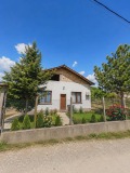 Продава КЪЩА, с. Песнопой, област Пловдив, снимка 1