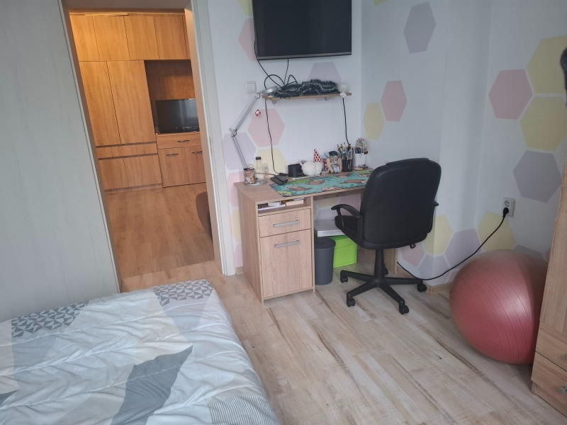 Продава 2-СТАЕН, гр. Плевен, Идеален център, снимка 8 - Апартаменти - 53084794