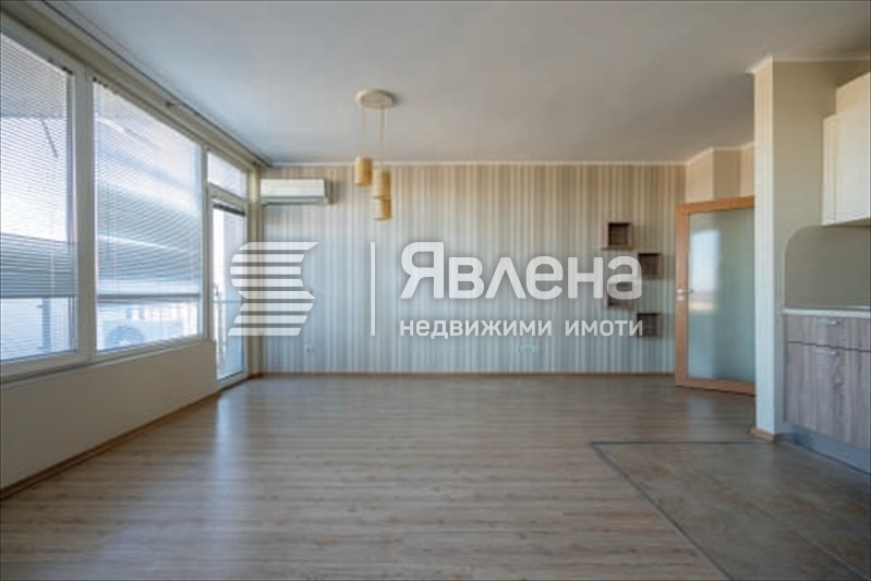 Продава 2-СТАЕН, гр. Пловдив, Кършияка, снимка 7 - Апартаменти - 55743775