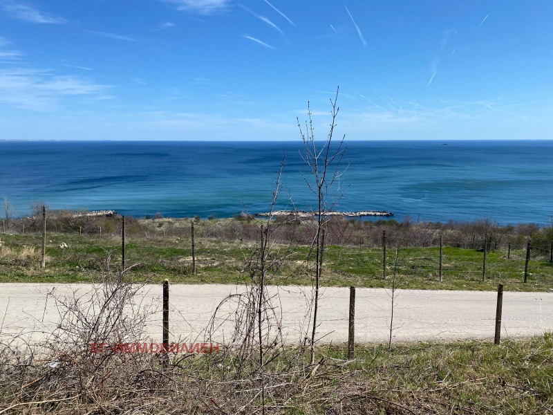 Продава ПАРЦЕЛ, с. Осеново, област Варна