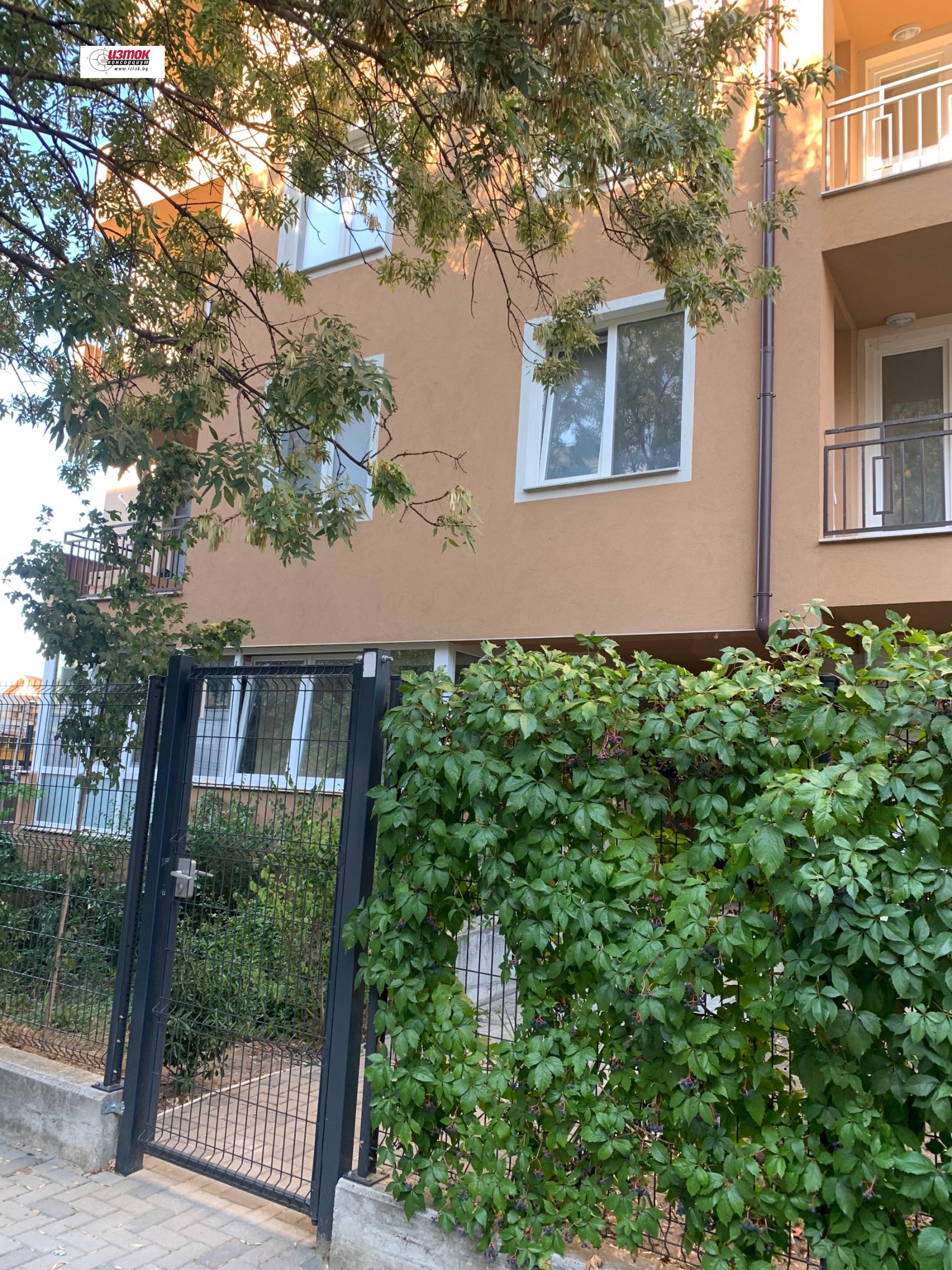 Продава 2-СТАЕН, гр. София, Редута