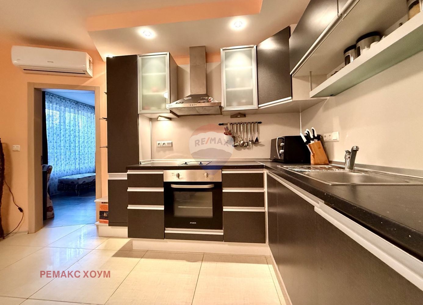 Продава 3-СТАЕН, гр. Балчик, област Добрич, снимка 2 - Апартаменти - 54025027