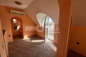 1 quarto Kiutchuk Parij, Plovdiv 1