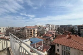 1 quarto Kiutchuk Parij, Plovdiv 8