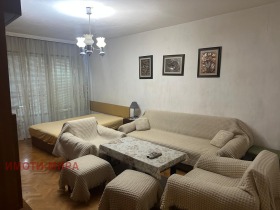 1 sovrum Orfei, Haskovo