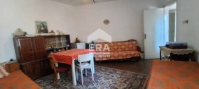 Zu verkaufen Maisonette