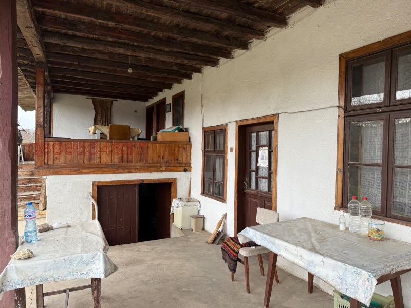 Продава КЪЩА, с. Осенец, област Разград, снимка 8 - Къщи - 53018148