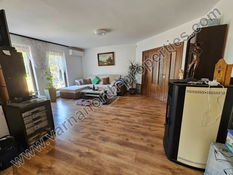 Продава КЪЩА, с. Соколово, област Добрич, снимка 9 - Къщи - 54571201