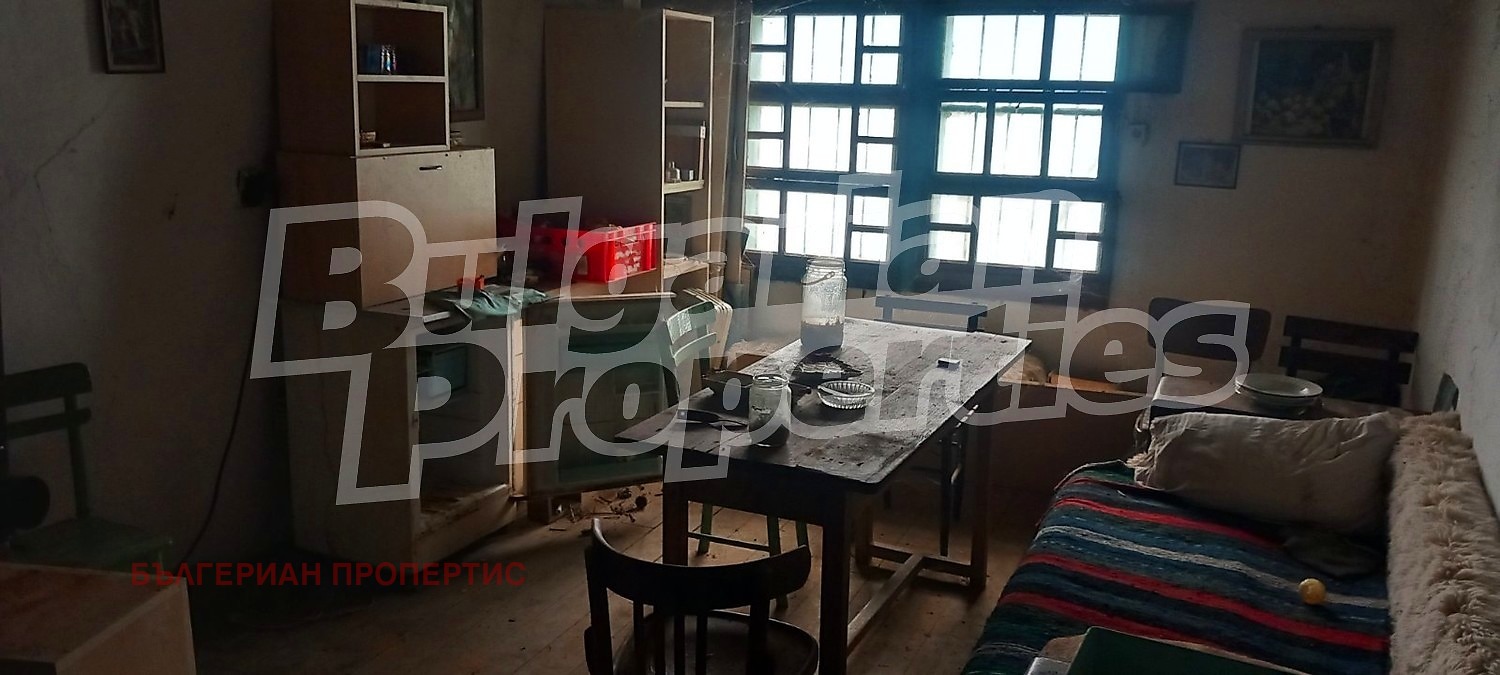 Продава КЪЩА, с. Бракница, област Търговище, снимка 2 - Къщи - 55934616
