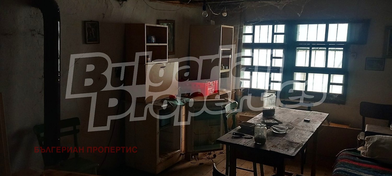 Продава КЪЩА, с. Бракница, област Търговище, снимка 3 - Къщи - 55934616