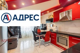 3-стаен град Варна, Владислав Варненчик 1