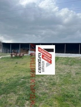 Продава ПРОМ. ПОМЕЩЕНИЕ, с. Пъстрогор, област Хасково, снимка 2 - Производствени сгради - 54116689