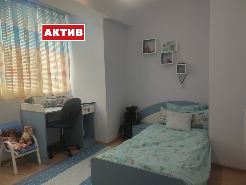 Продава  2-стаен град Търговище , Запад 1 , 64 кв.м | 12560522 - изображение [8]