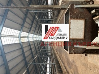 Продава ПРОМ. ПОМЕЩЕНИЕ, с. Пъстрогор, област Хасково, снимка 3 - Производствени сгради - 54116689