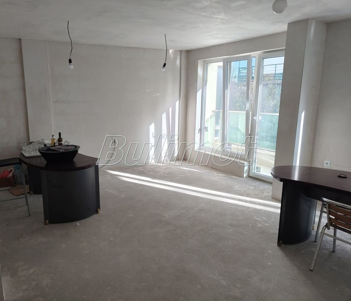 Продава 3-СТАЕН, гр. Варна, Гръцка махала, снимка 2 - Апартаменти - 52546189