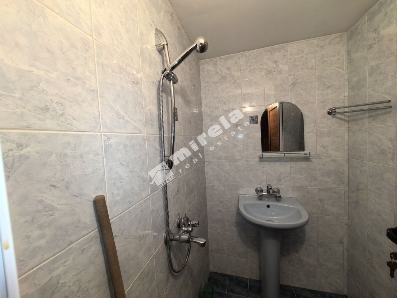 Продаја  2 спаваће собе Јaмбол , Центар , 76 м2 | 93602202 - слика [11]