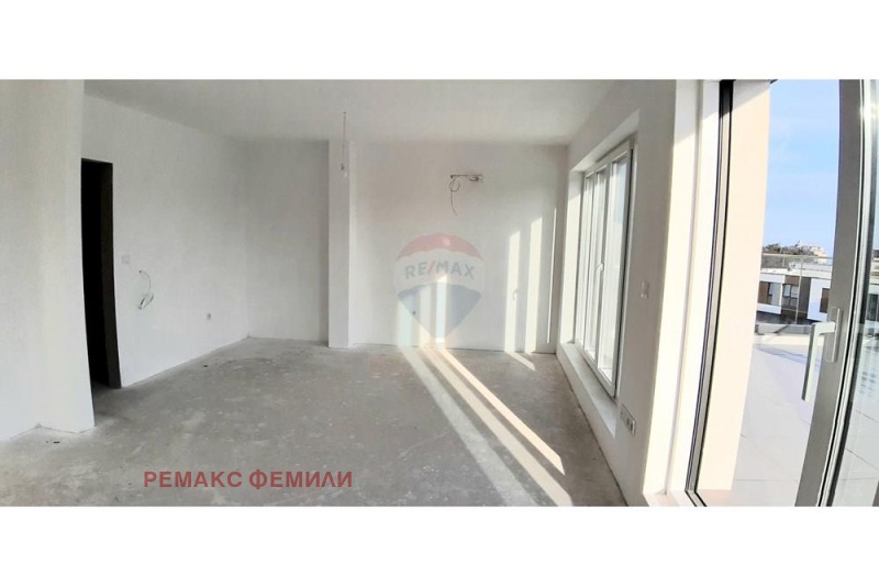 Продава КЪЩА, гр. Варна, Виница, снимка 8 - Къщи - 47848459