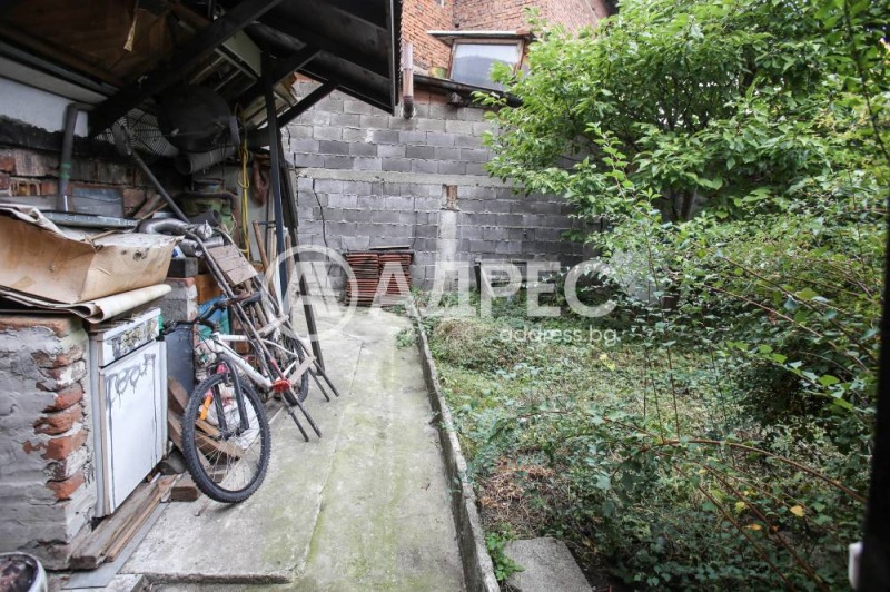 Продава КЪЩА, гр. София, Орландовци, снимка 16 - Къщи - 52505004