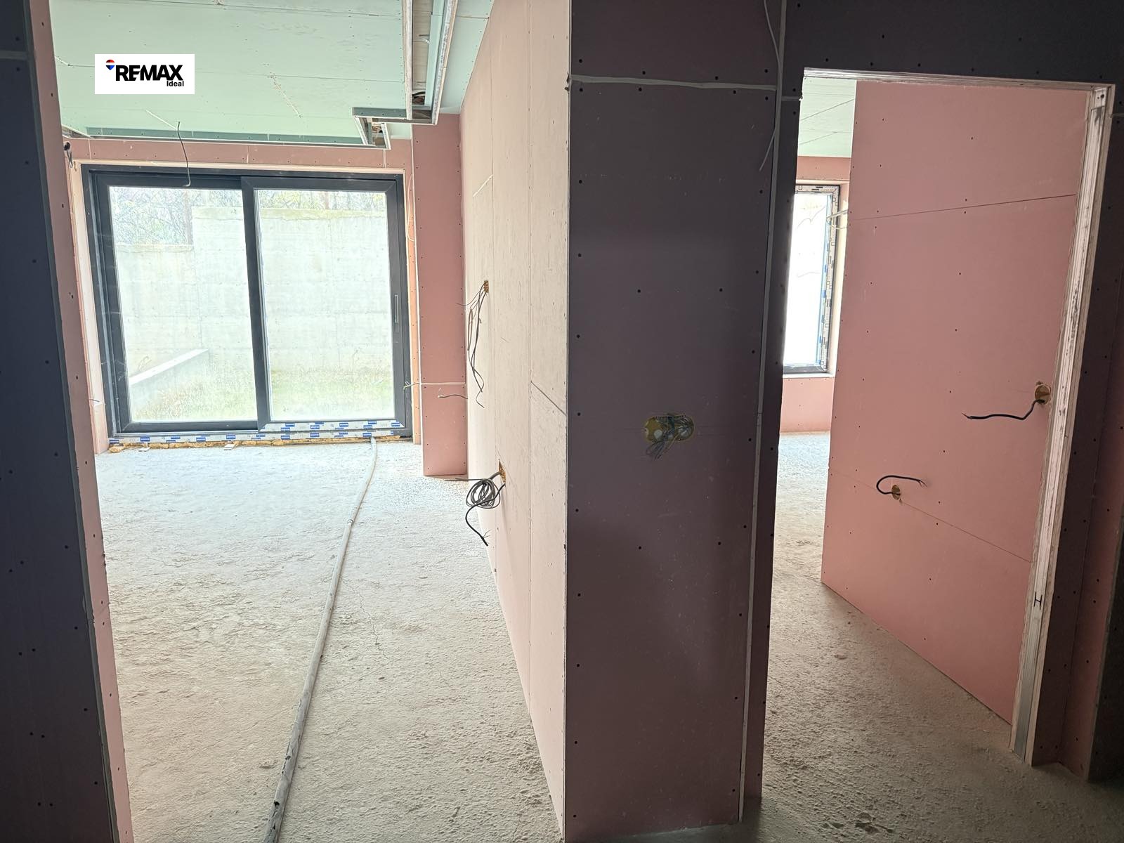 Продава 2-СТАЕН, гр. Варна, Владислав Варненчик 1, снимка 2 - Апартаменти - 52552065