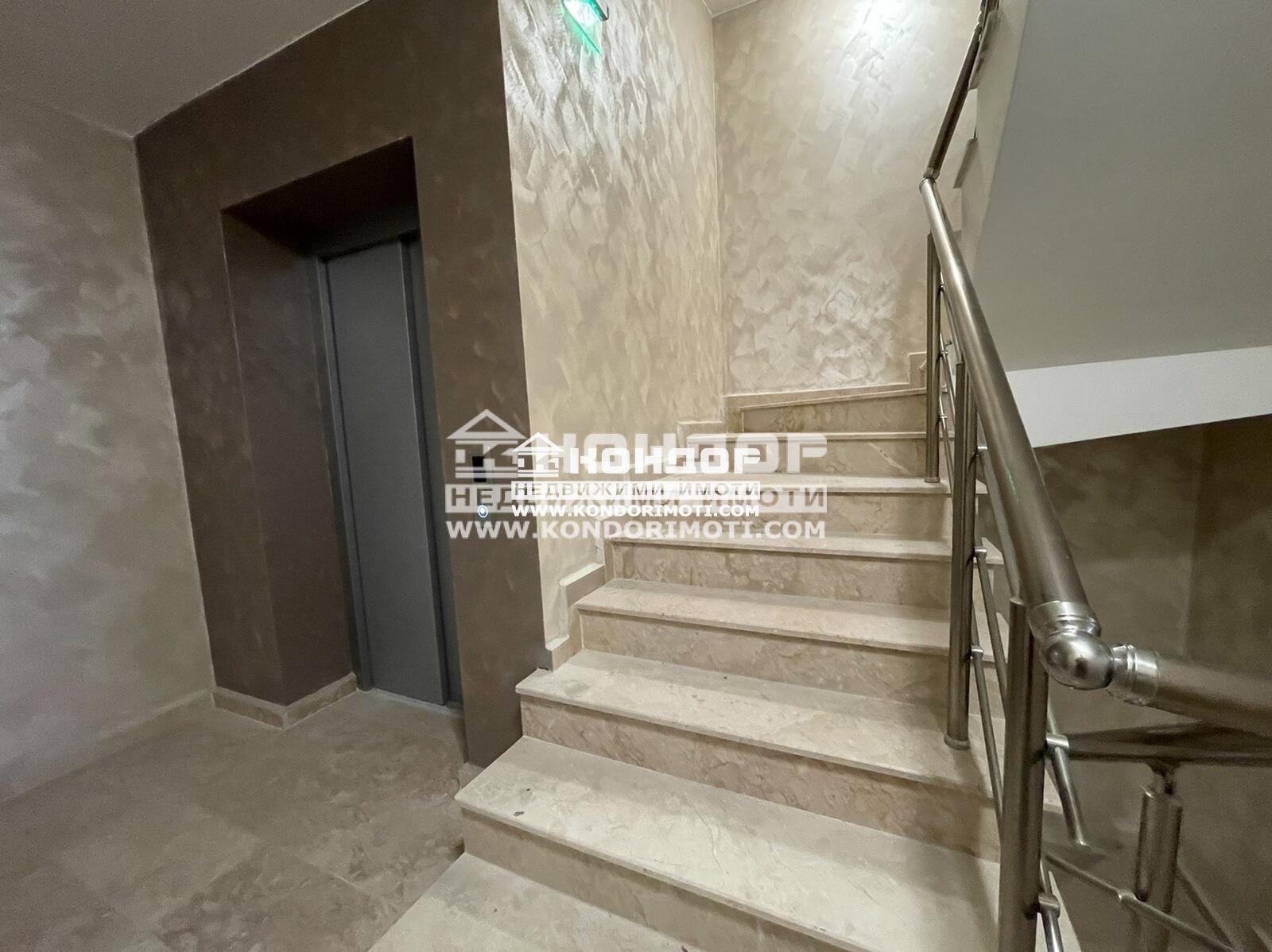 Продава 2-СТАЕН, гр. Пловдив, Кючук Париж, снимка 3 - Апартаменти - 55886847