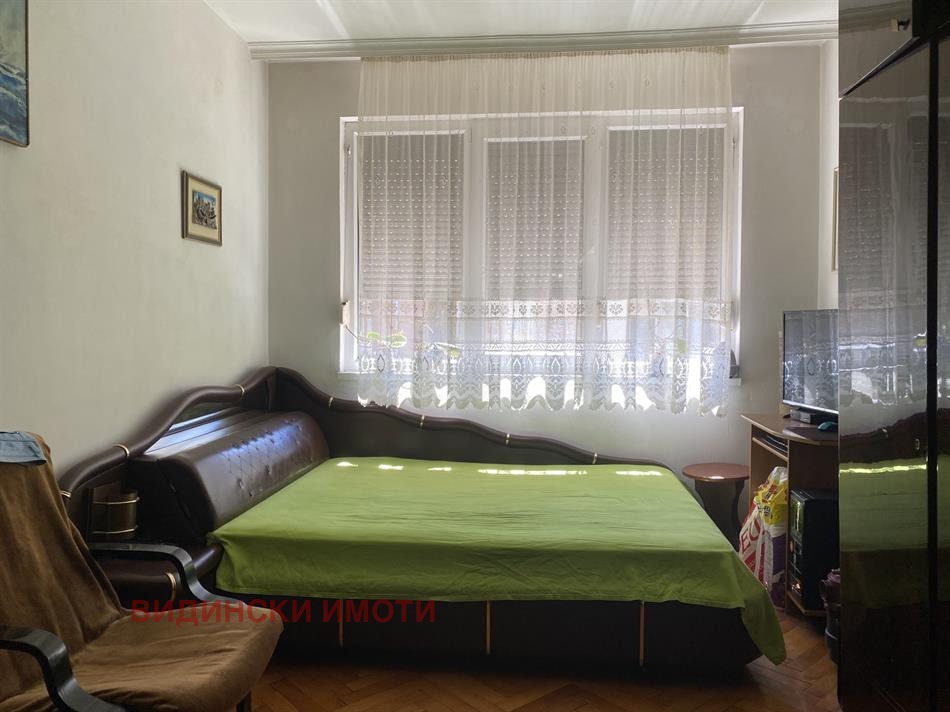 Продава КЪЩА, с. Покрайна, област Видин, снимка 2 - Къщи - 55951480