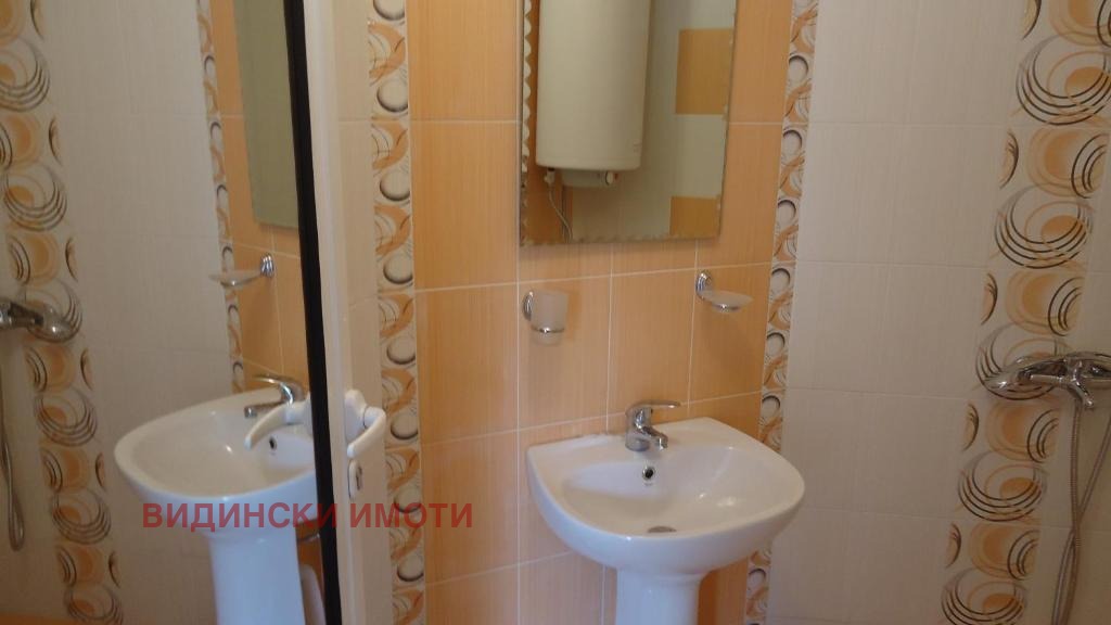 Продава КЪЩА, с. Покрайна, област Видин, снимка 6 - Къщи - 55951480