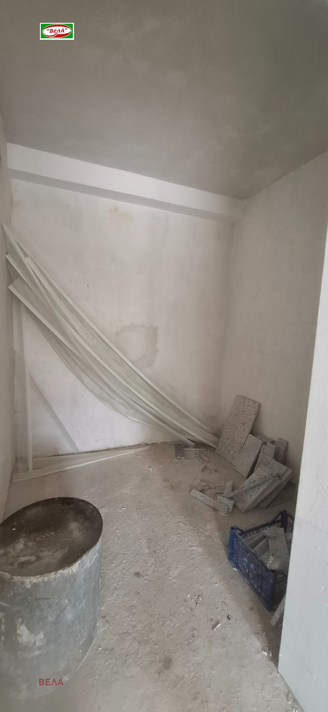 Продава ГАРАЖ, ПАРКОМЯСТО, гр. Горна Оряховица, област Велико Търново, снимка 2 - Гаражи и паркоместа - 52095415