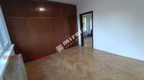 2 camere da letto Meditsinska akademiia, Sofia 5