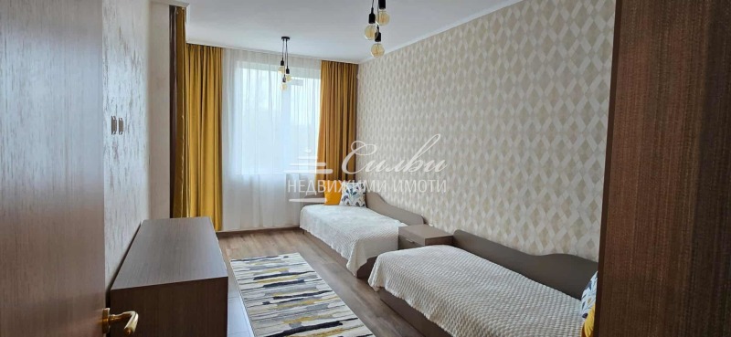 Продава  3-стаен град Шумен , Пазара , 131 кв.м | 70093039 - изображение [6]