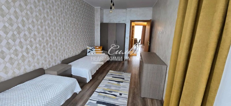 Продава  3-стаен град Шумен , Пазара , 131 кв.м | 70093039 - изображение [7]