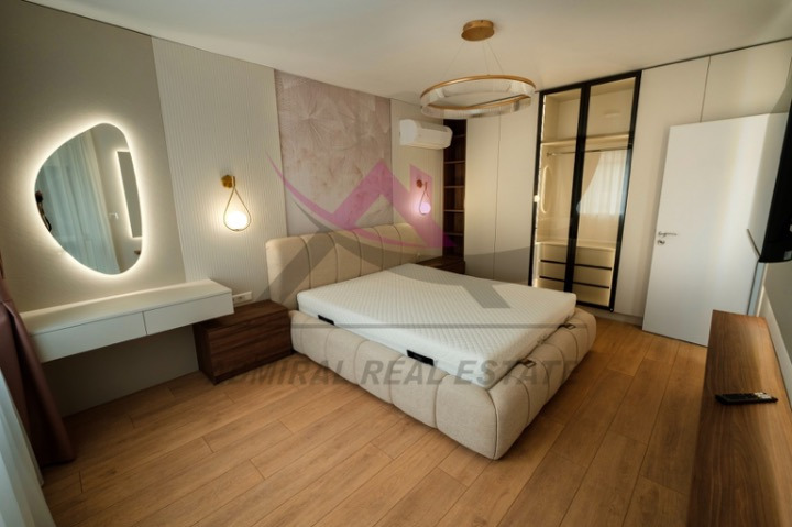 Продава 3-СТАЕН, гр. Варна, Център, снимка 3 - Апартаменти - 53971937