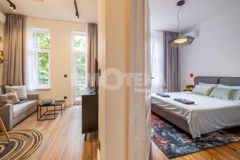 Продава МНОГОСТАЕН, гр. София, Център, снимка 11 - Апартаменти - 52990811