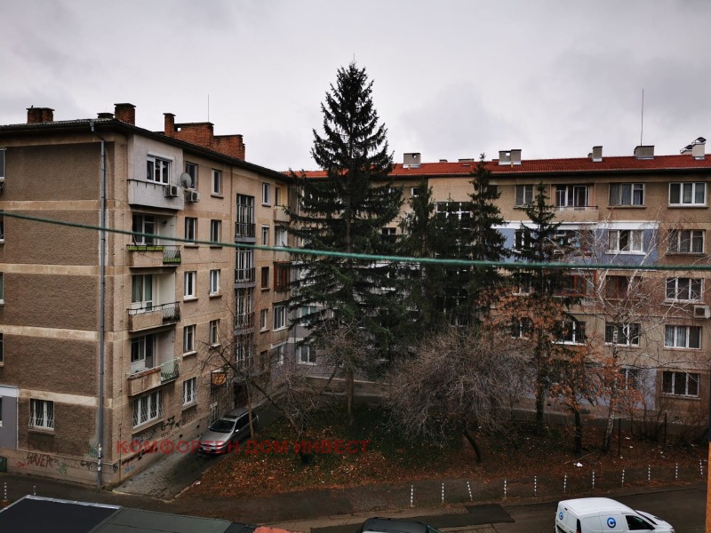 Продава  Етаж от къща, град София, Оборище •  407 000 EUR • ID 15078266 — holmes.bg - [1] 