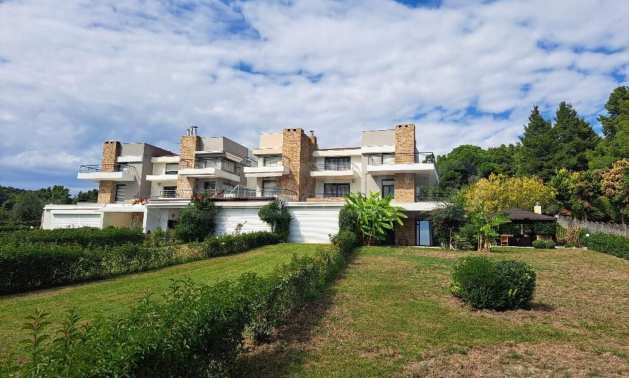 Продава КЪЩА, Извън страната, област Извън страната, снимка 2 - Къщи - 51238823