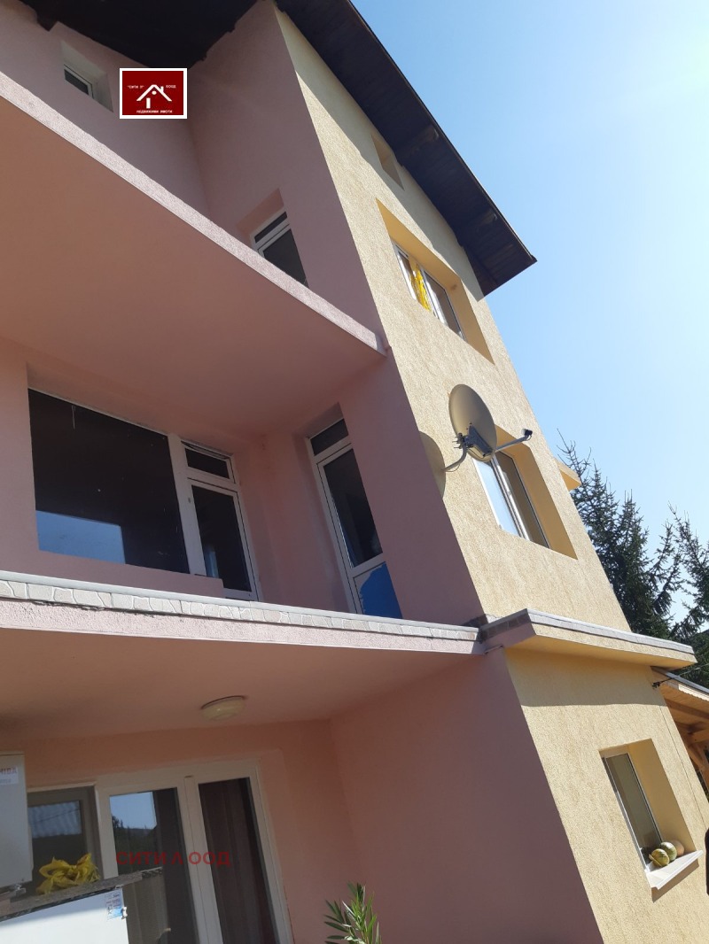 Продава КЪЩА, с. Ноевци, област Перник, снимка 11 - Къщи - 53111181