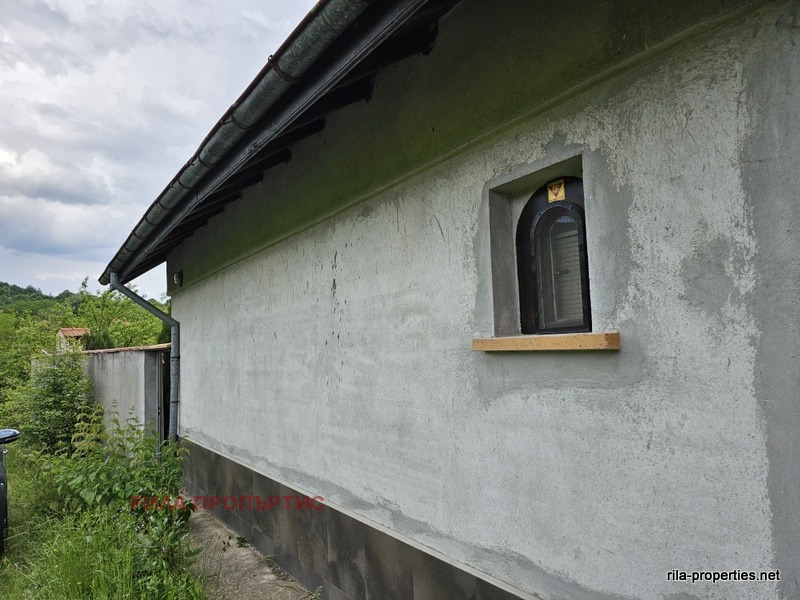 Продава ВИЛА, с. Очуша, област София област, снимка 3 - Вили - 52606665