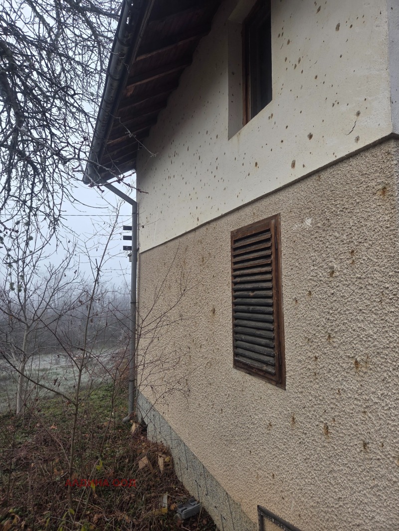 Продава ВИЛА, с. Калище, област Перник