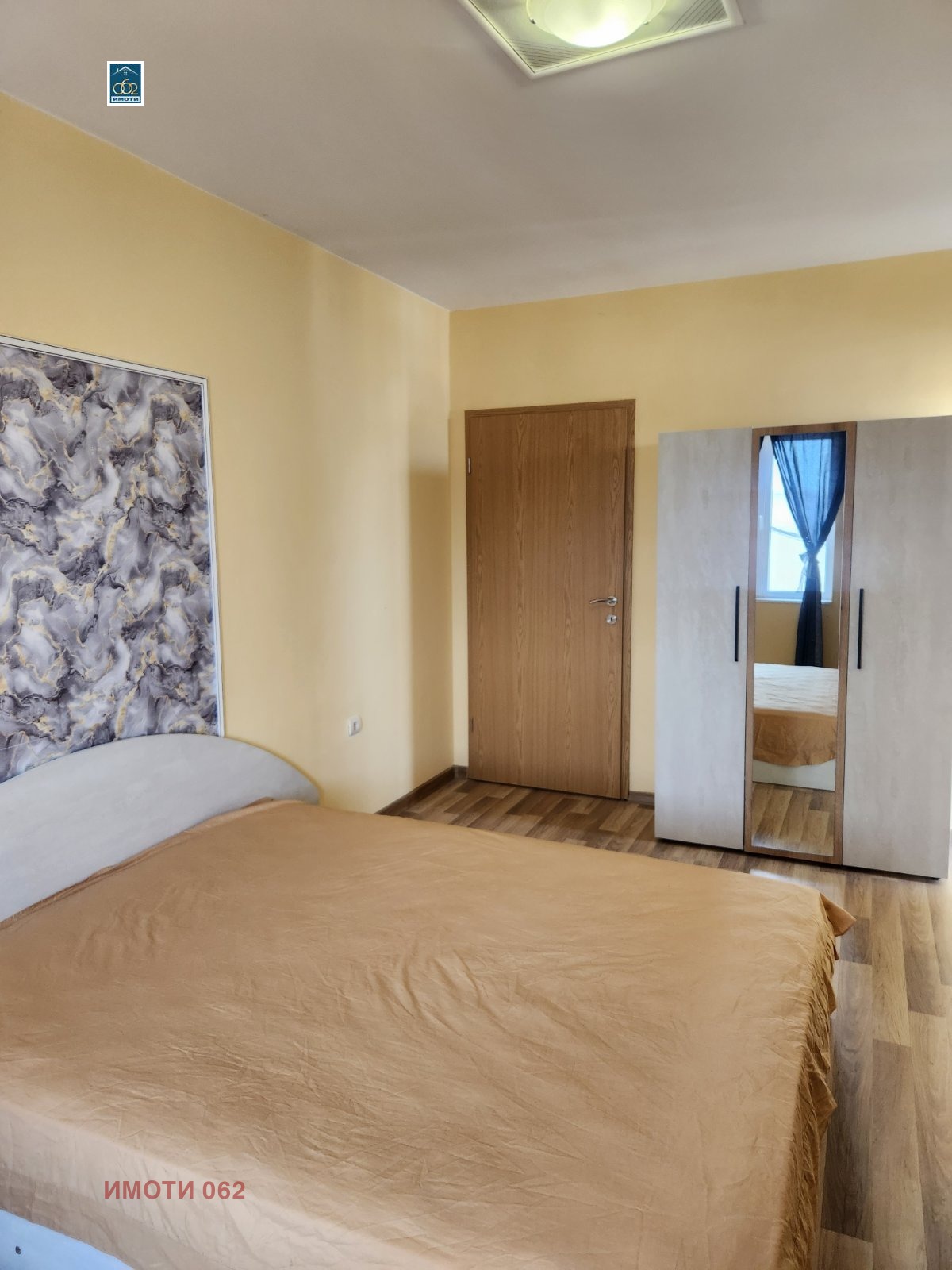 Продава 2-СТАЕН, гр. Велико Търново, Бузлуджа, снимка 2 - Апартаменти - 53815052